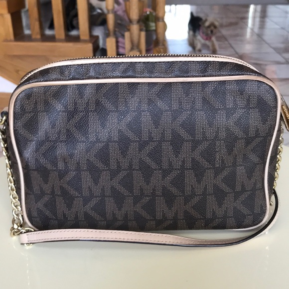 Michael Kors East/West Cross Body - Picture 3 of 5